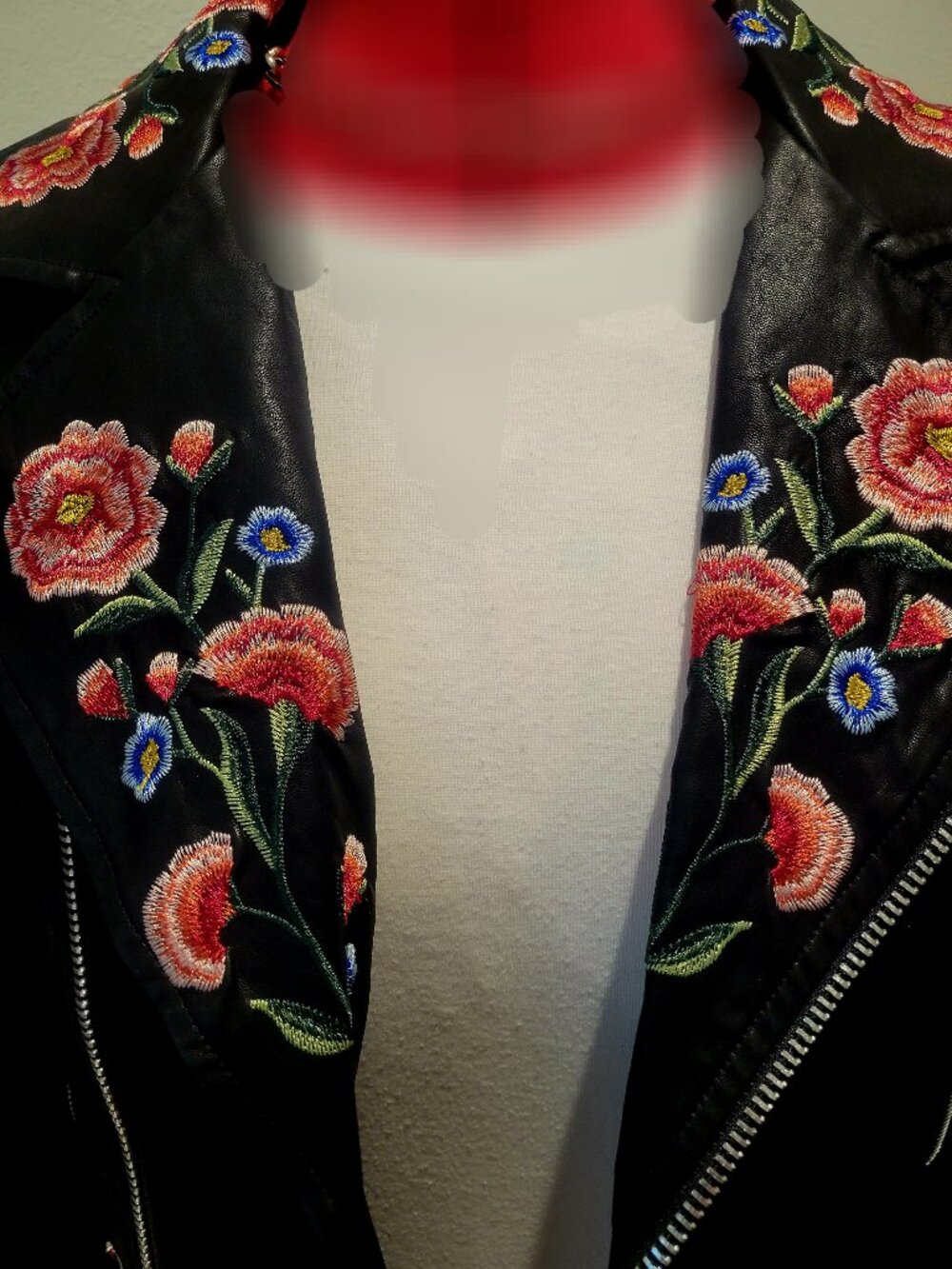 Embroidered Flower Black Jacket - Picture 2 of 7